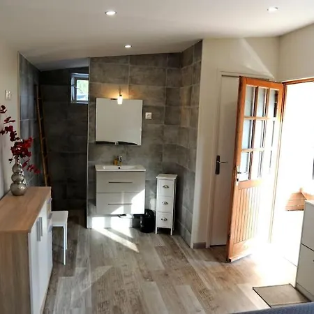Mobil Home + Dependance Dans Jolie Parc Prive Serignan Exterior photo